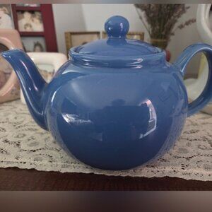 Classic Blue Teapot With Infuser